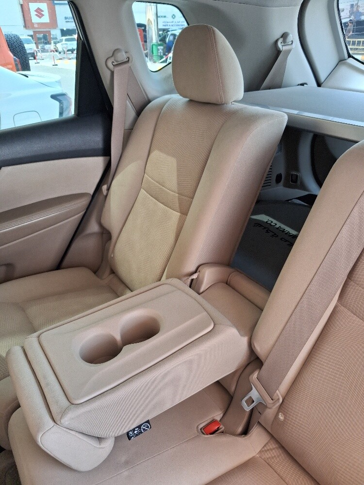 Nissan X-Trail 2015, 4WD, 7Seaters - 11