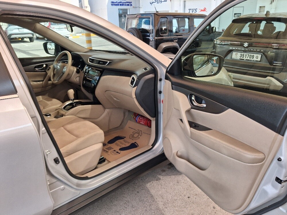Nissan X-Trail 2015, 4WD, 7Seaters - 8