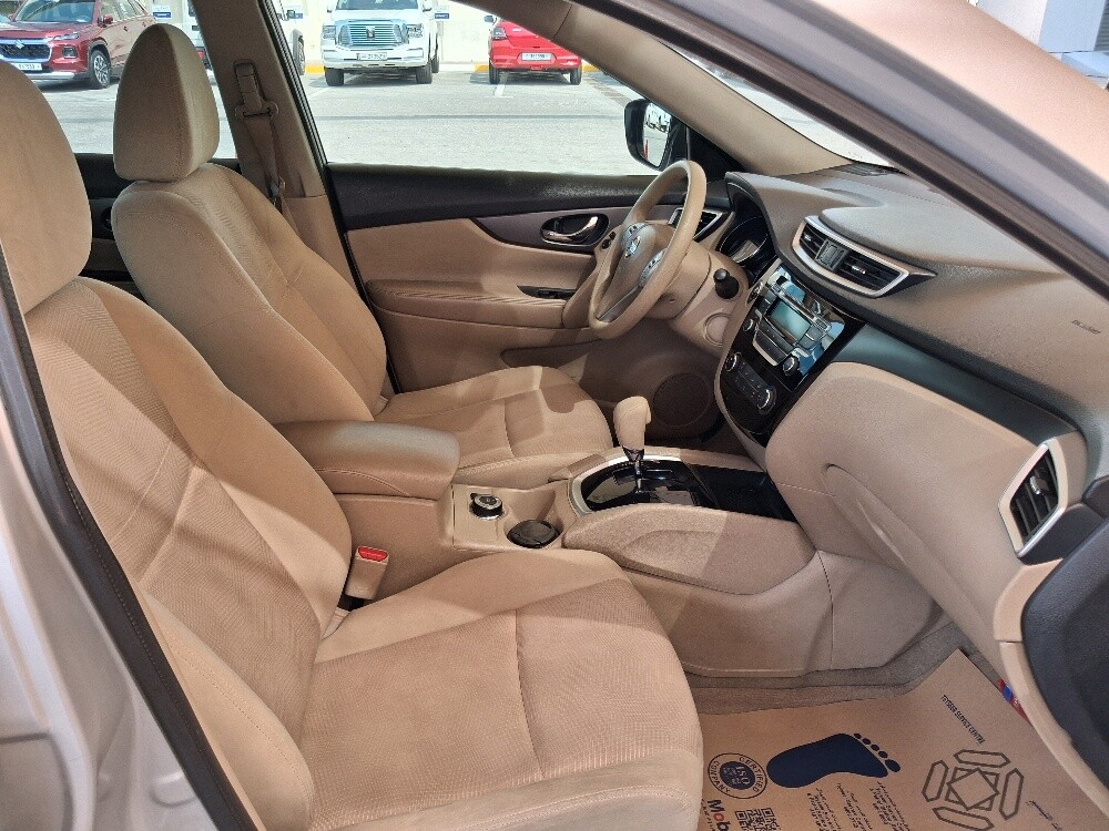 Nissan X-Trail 2015, 4WD, 7Seaters - 9