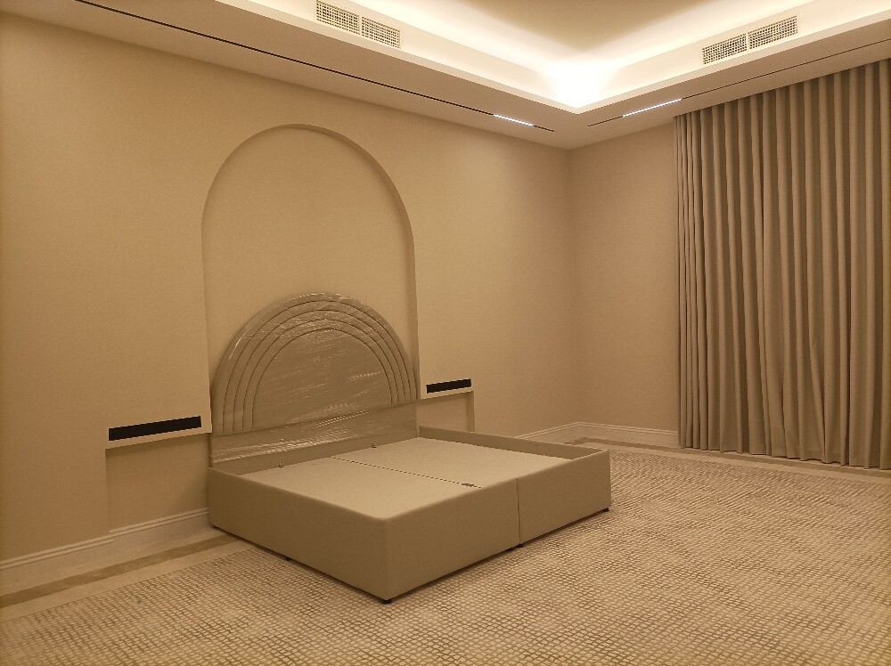 Bed or matrass available - 12