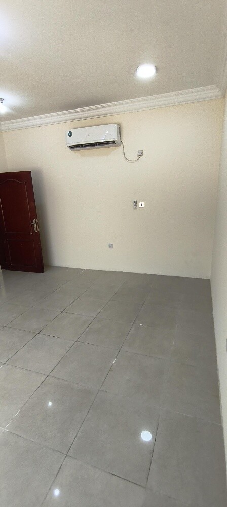 للإيجار فيلا بالناصرية - 4