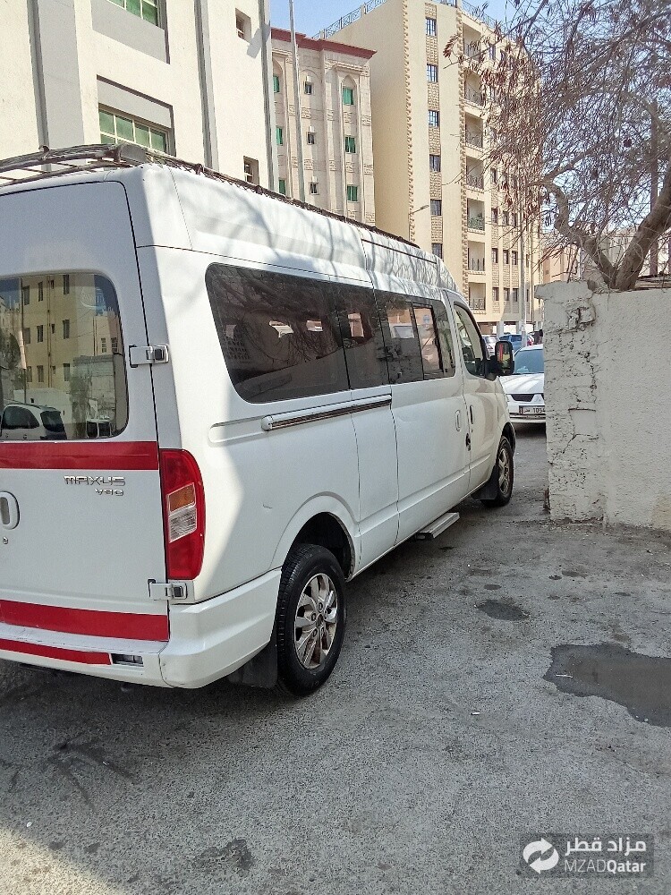 15-seater bus for rent with driver - 3