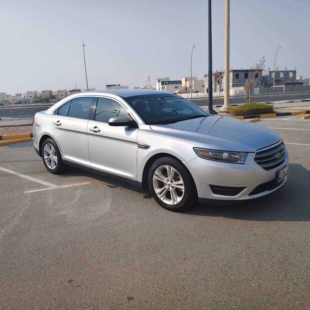 Ford Taurus 2015 SEL - 2