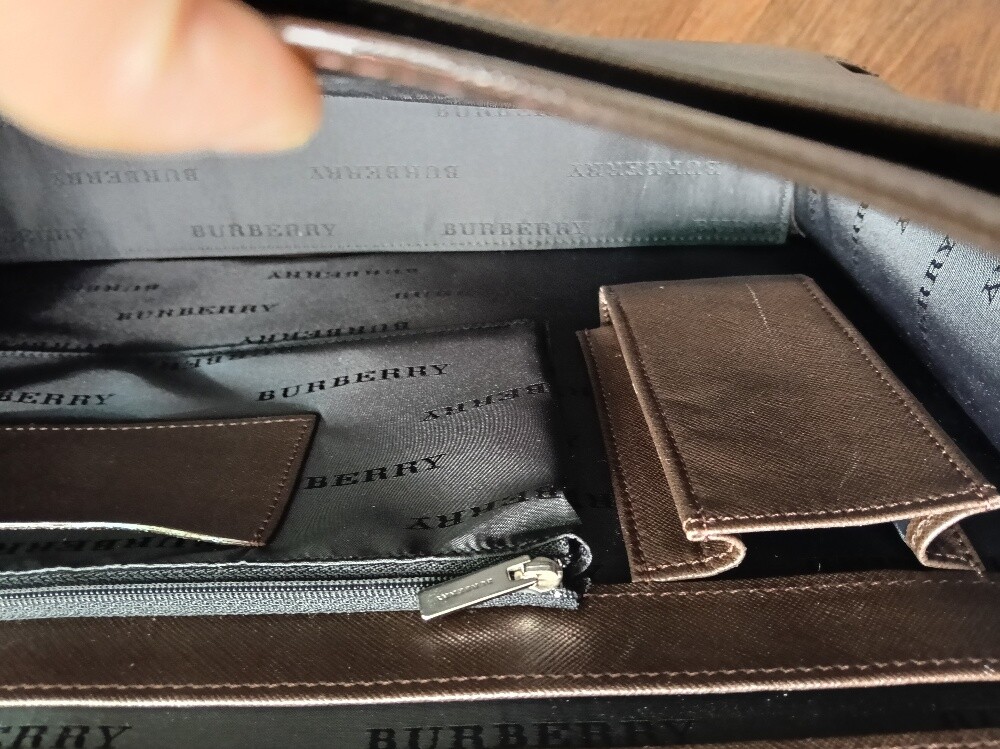 Burberry Document/ Laptop Bag - 7