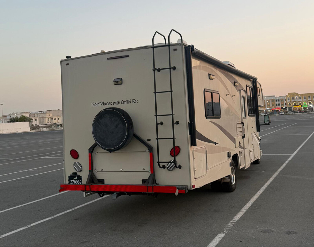 فورد اي 450 للبيع - 7