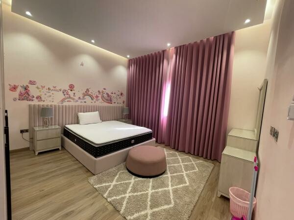 ELEGANT FF 5BR VL | SALE | THUMAMA - 15