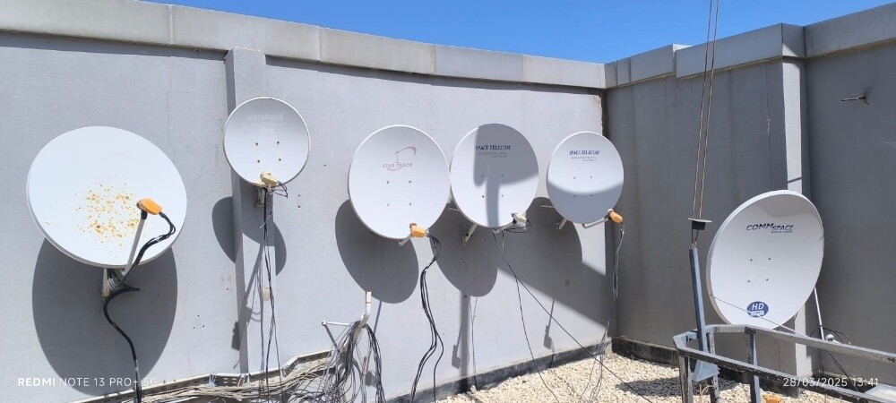 Satellite Dish TV Antenna Service - 1