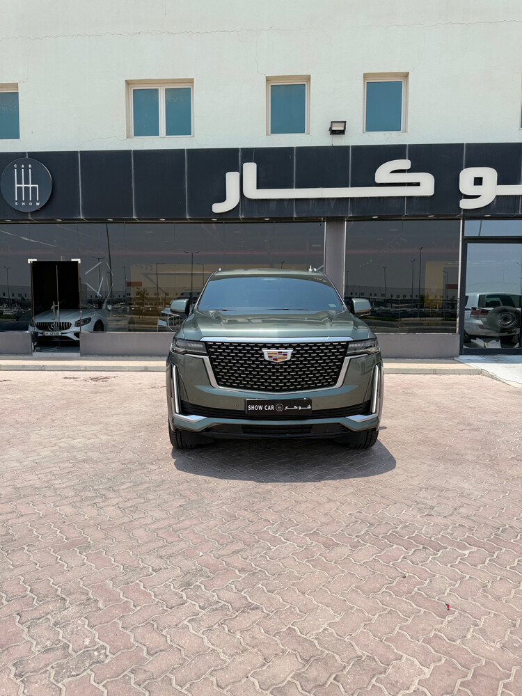 Cadillac Escalade - 2