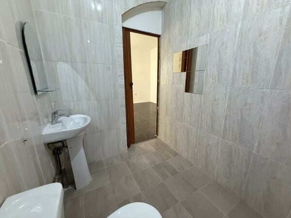 Outhouse Studio | Bills Included - 2