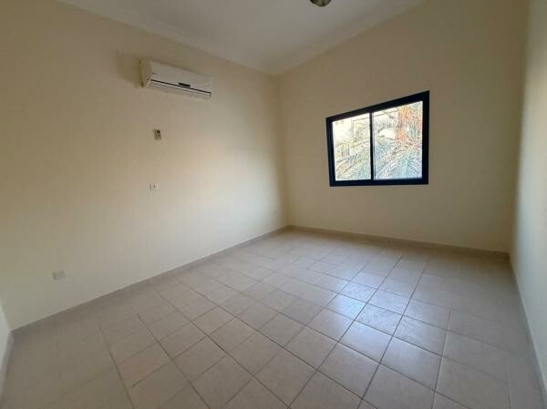 LUXURY 3BR | ABU HAMOUR | POOL& GYM - 7
