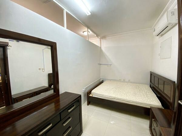 F 1BHK with BALCONY in Family villa - 8