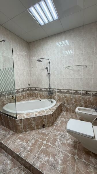 Spacious Fully Furnished 1-Bedroom - 2