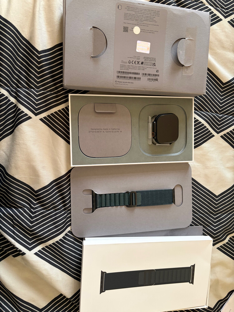 Apple Watch Ultra 2 - 1