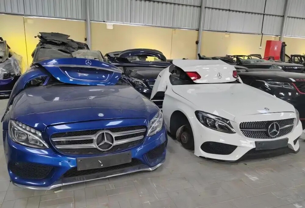 Audi BMW Mercedes - 4