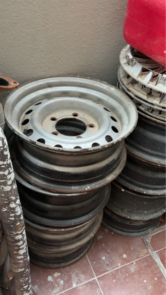 يوجد طقم 4 رنقات 16 اعراض - 2