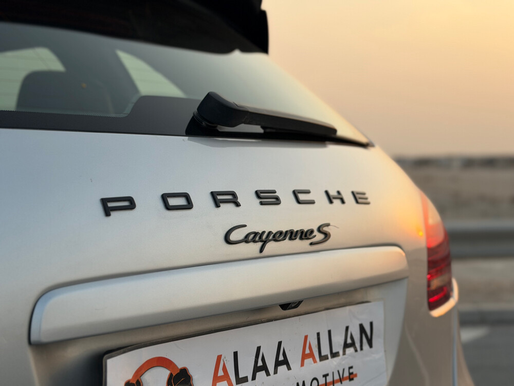 Porsche Cayenne S - 13