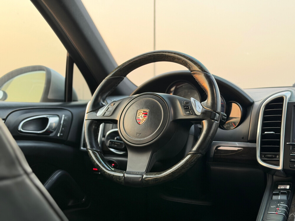 Porsche Cayenne S - 5