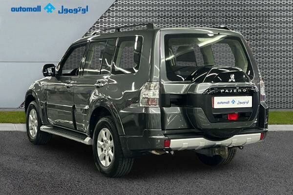 MITSUBISHI PAJERO 3L STD 2022 - 8
