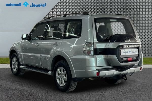 MITSUBISHI PAJERO 3L STD 2022 - 8