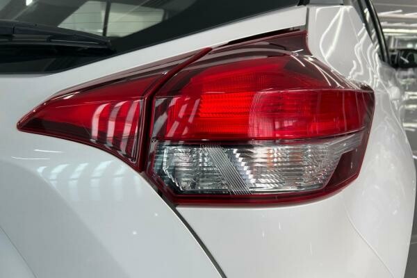 NISSAN KICKS 2020 71,152KM - 10