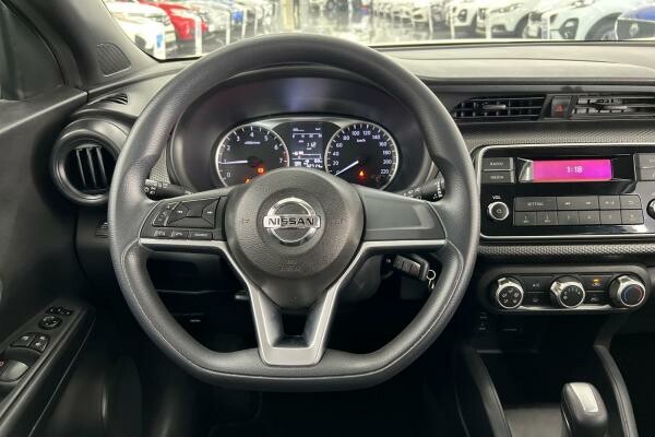 NISSAN KICKS 2020 71,152KM - 4