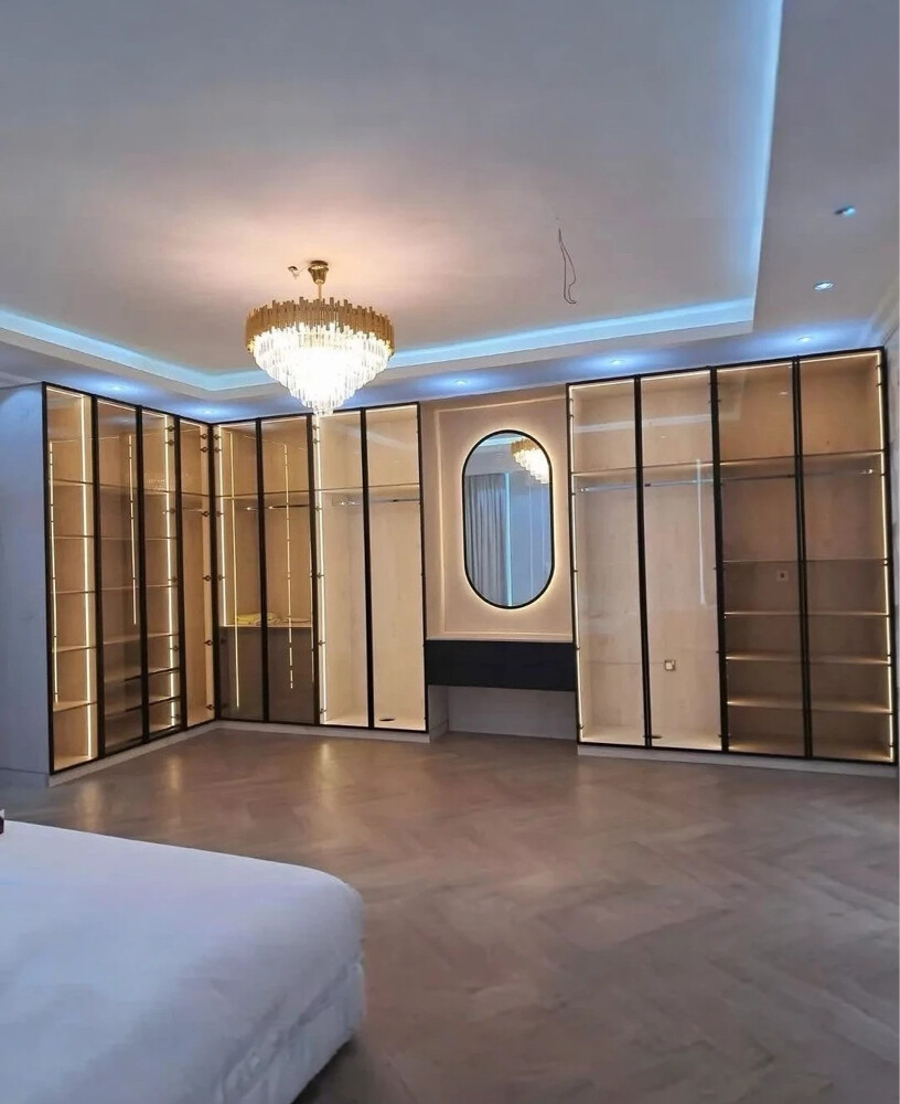 Cabinet - 26