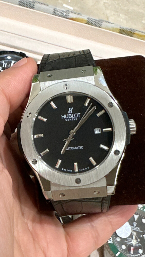 BRAND Watches EXCELLENT QUALITY - 21