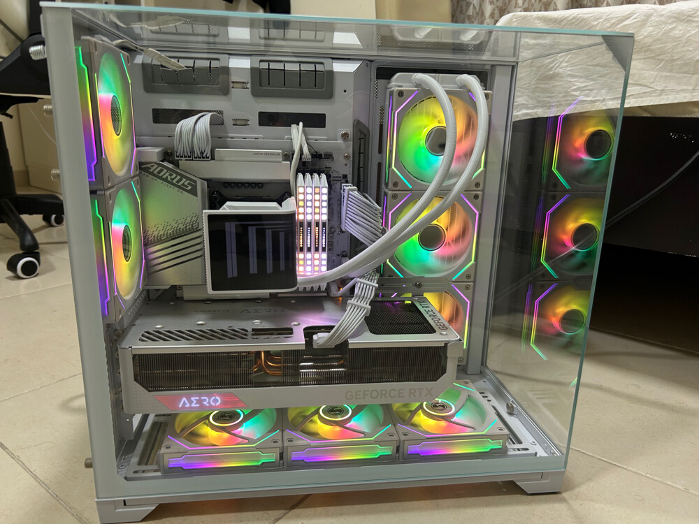 cpu i7 14k gpu RTX 4080 super aero - 4