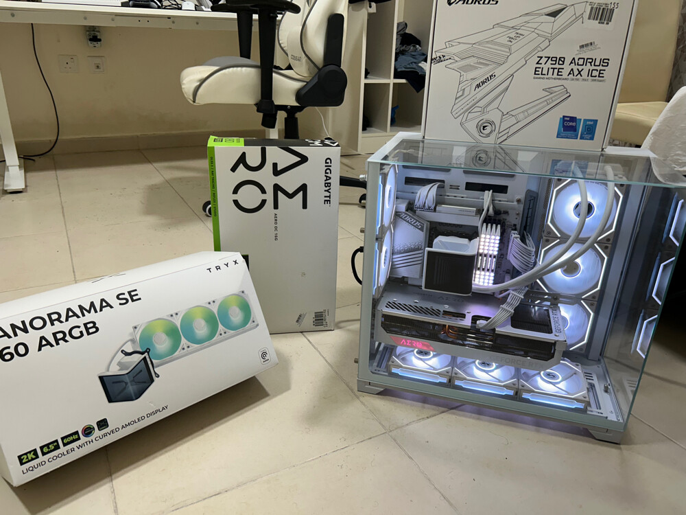 cpu i7 14k gpu RTX 4080 super aero - 7