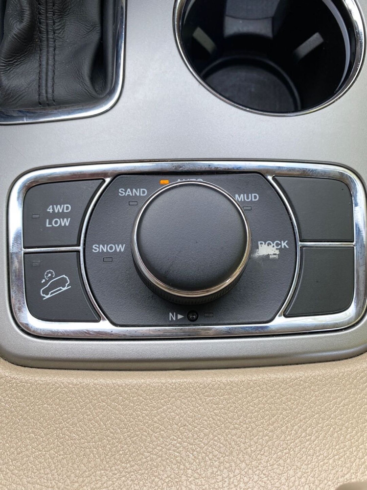Jeep Grand Cherokee Laredo 2018 - 13