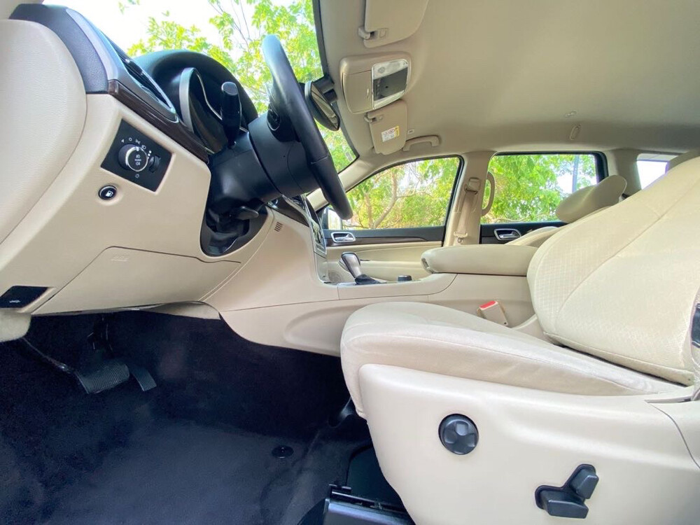 Jeep Grand Cherokee Laredo 2018 - 10