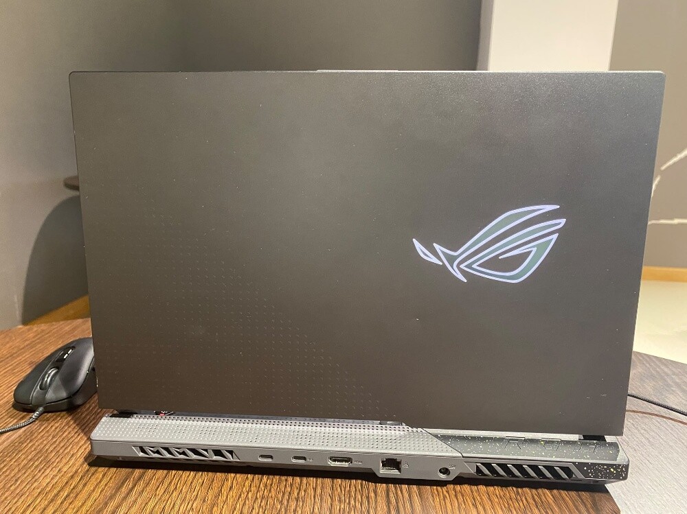 Laptop ASUS ROG Strix G513RM - 4