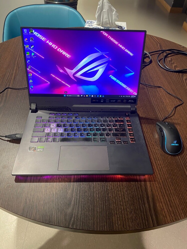 Laptop ASUS ROG Strix G513RM - 2