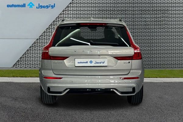 VOLVO XC60 B5 ULTIMATE DARK 2023 - 12