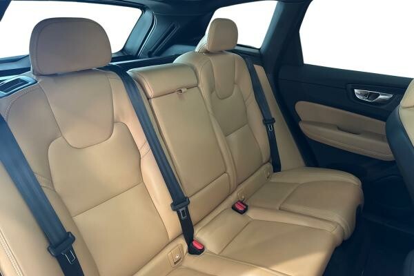 VOLVO XC60 T8 INSCRIPTION 2022 - 12