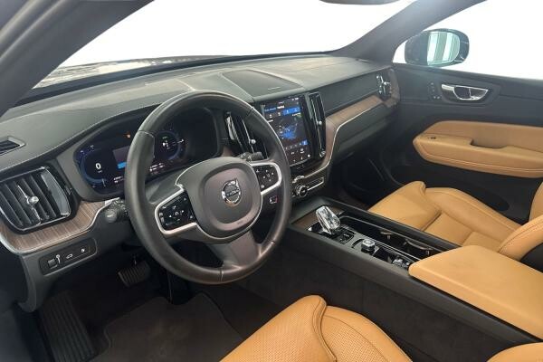 VOLVO XC60 T8 INSCRIPTION 2022 - 2