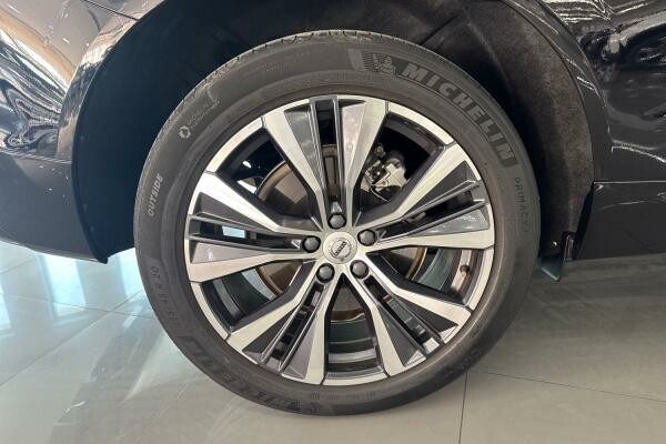 VOLVO XC60 T8 INSCRIPTION 2022 - 8