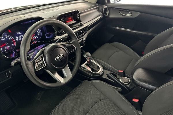 KIA CERATO 2.0L 2020 41,952 - 10