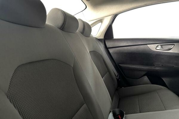 KIA CERATO 2.0L 2020 41,952 - 13
