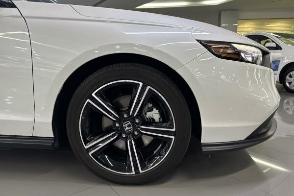HONDA ACCORD HEVSPORT 2024 20381KM - 10