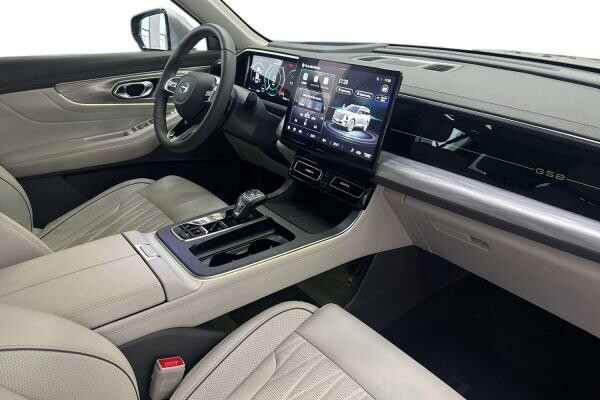 GAC GS8 GX 2.0L TURBO 2025 6,370KM - 2