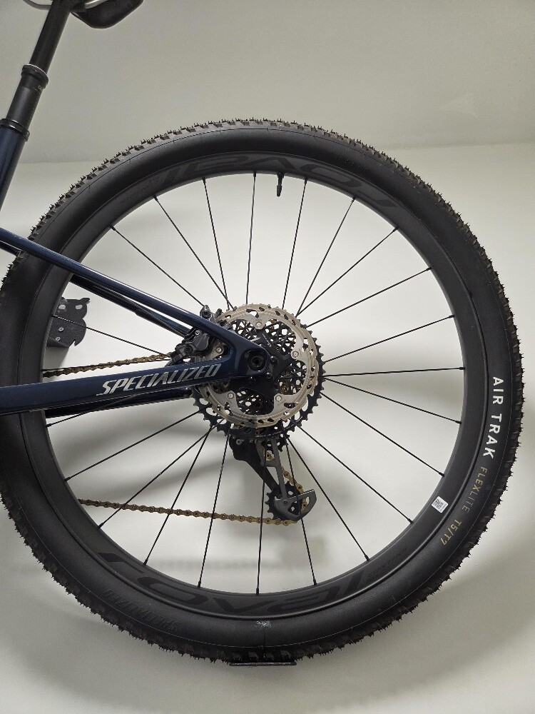 Specialized Epic World Cup - 4