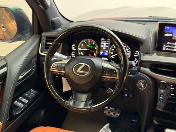 Lexus LX 570 S 2020 - 3