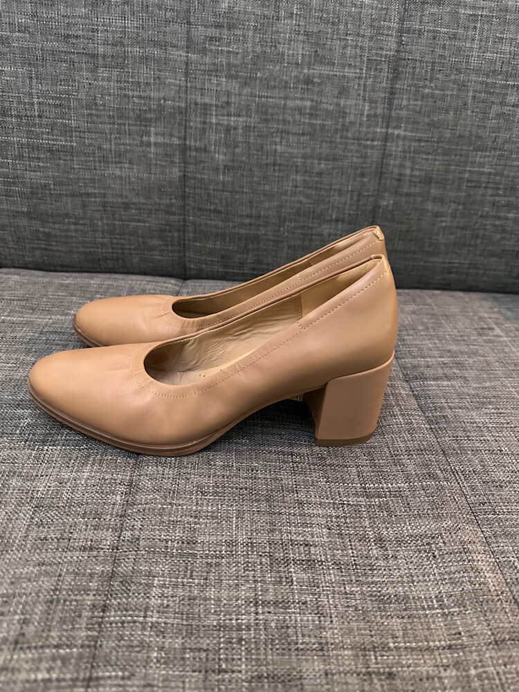 clarks heels size 38 - 1