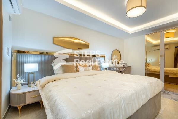 Villa with Spacious Backyard - 14