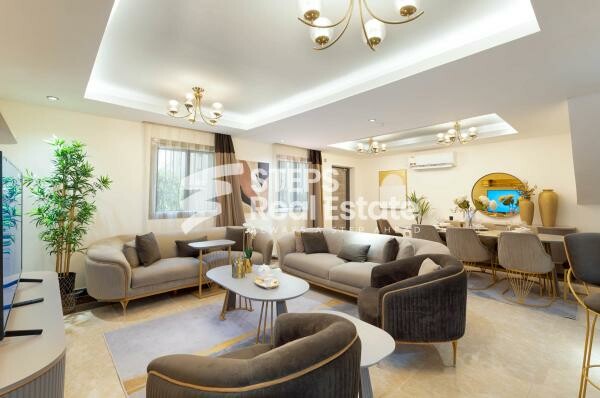 Villa with Spacious Backyard - 11