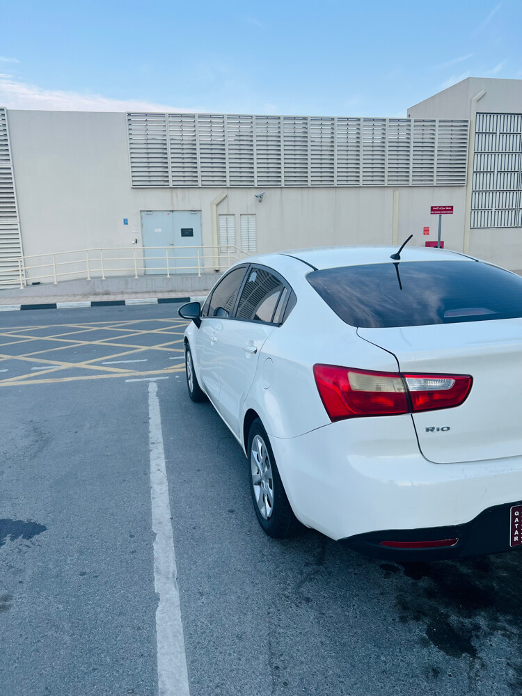 Kia Rio - 4