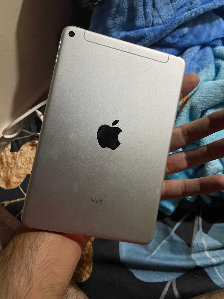 ipadmini 5  - 2