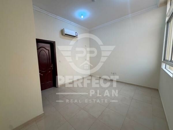 Staff Villa for Rent  Umm Salal Ali - 4
