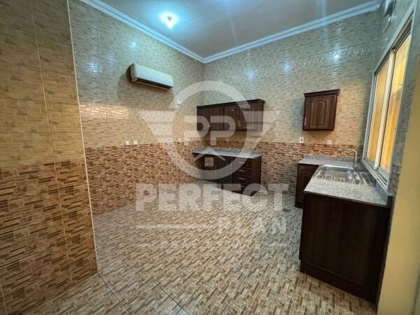 Staff Villa for Rent  Umm Salal Ali - 13